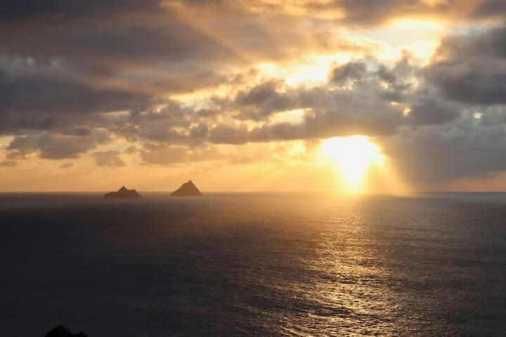 Skellig View Sunset Cliffs View Apartment Portmagee Extérieur photo